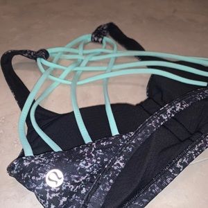 EUC Gray Patterned Sports Bra